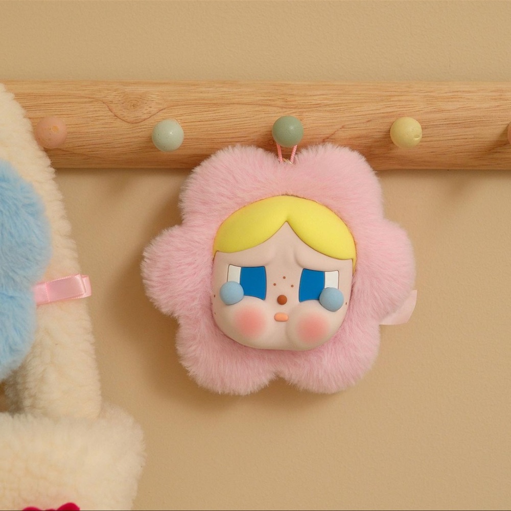 Crybaby earphone bag